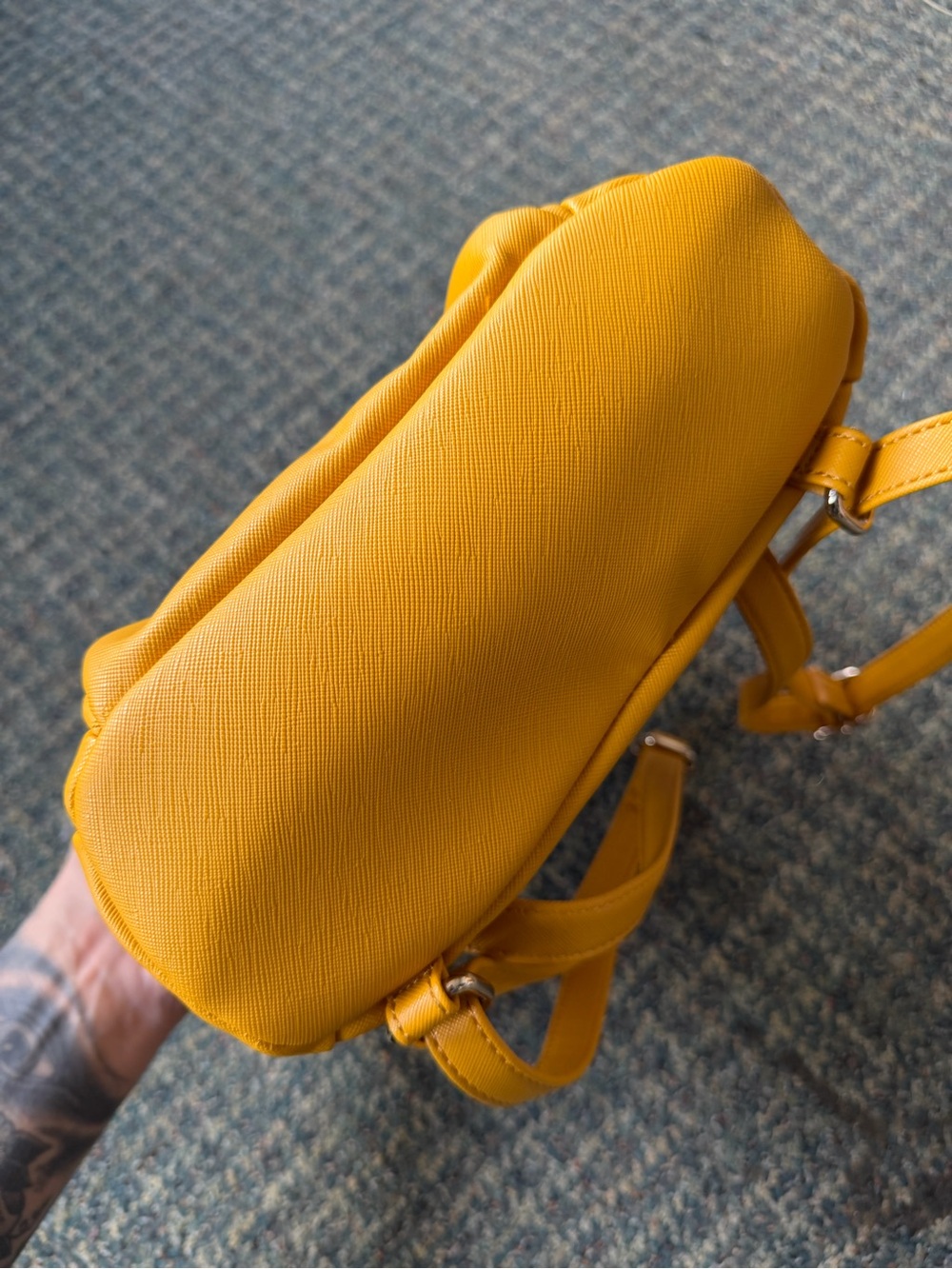 GUESS Mini Backpack - Picture 4 of 10